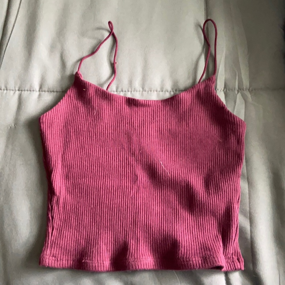 maroon spaghetti strap crop top